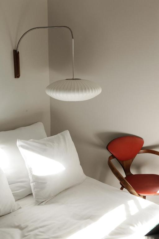 Between Us Bed And Breakfast Warszawa Rum bild